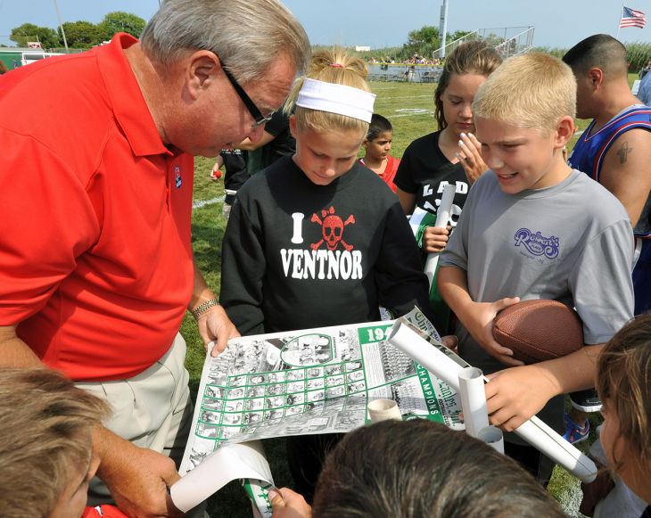 Ventor Pirates Ron Jaworski Donation